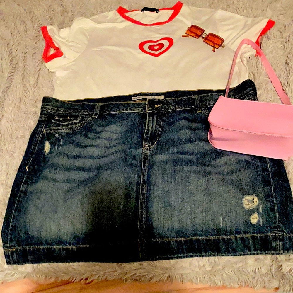 Plus size mini skirt! Accessories NA! Size 18!